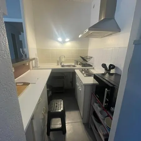Bed & Breakfast Calme Proche Centre-ville, Minimum 2 Nuits Aubenas